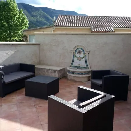 La Maisonnette Du Toulourenc بيت للعطل